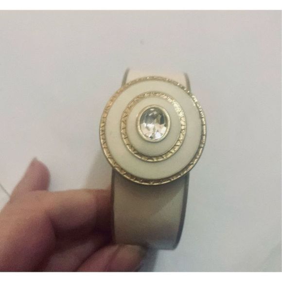 Cute BOHO BLING WHITE BRACELET - Picture 2 of 7